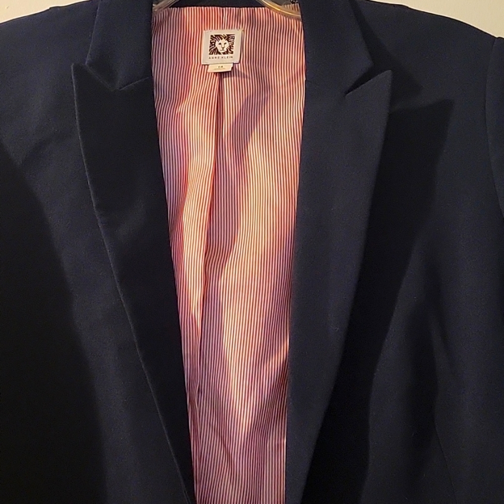 Anne Klein Navy two button blazer size 14